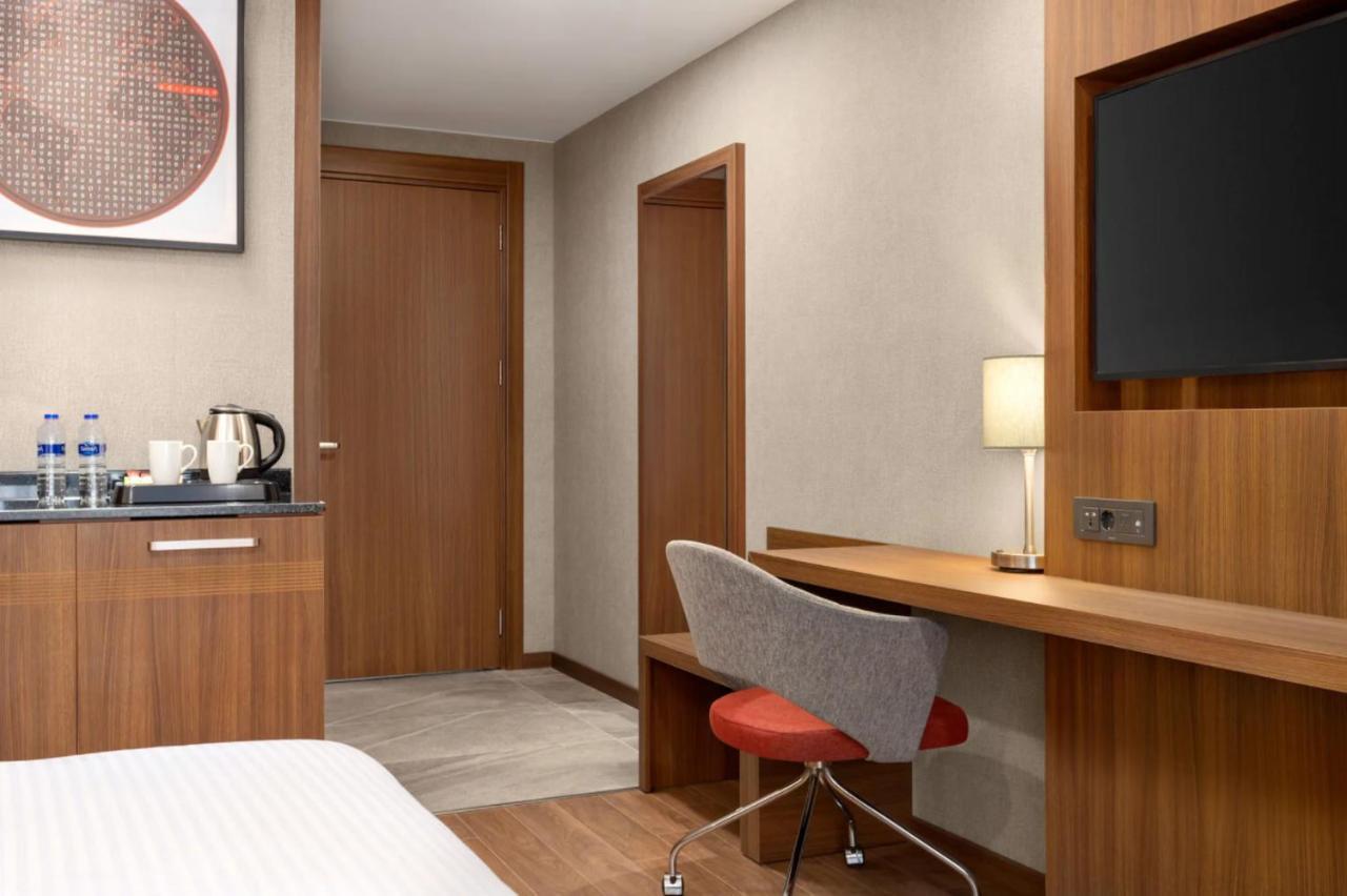Ramada By Wyndham Adiyaman Hotel Buitenkant foto