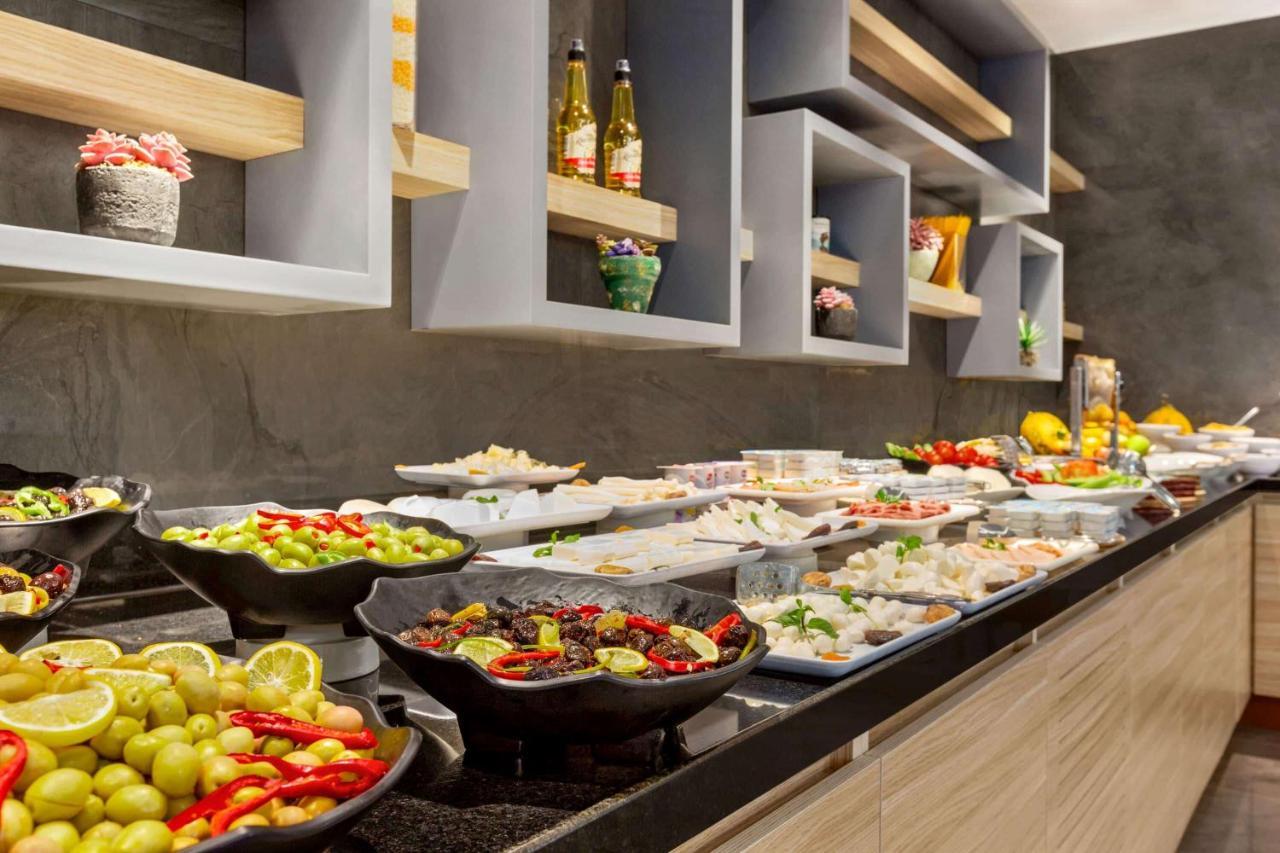 Ramada By Wyndham Adiyaman Hotel Buitenkant foto