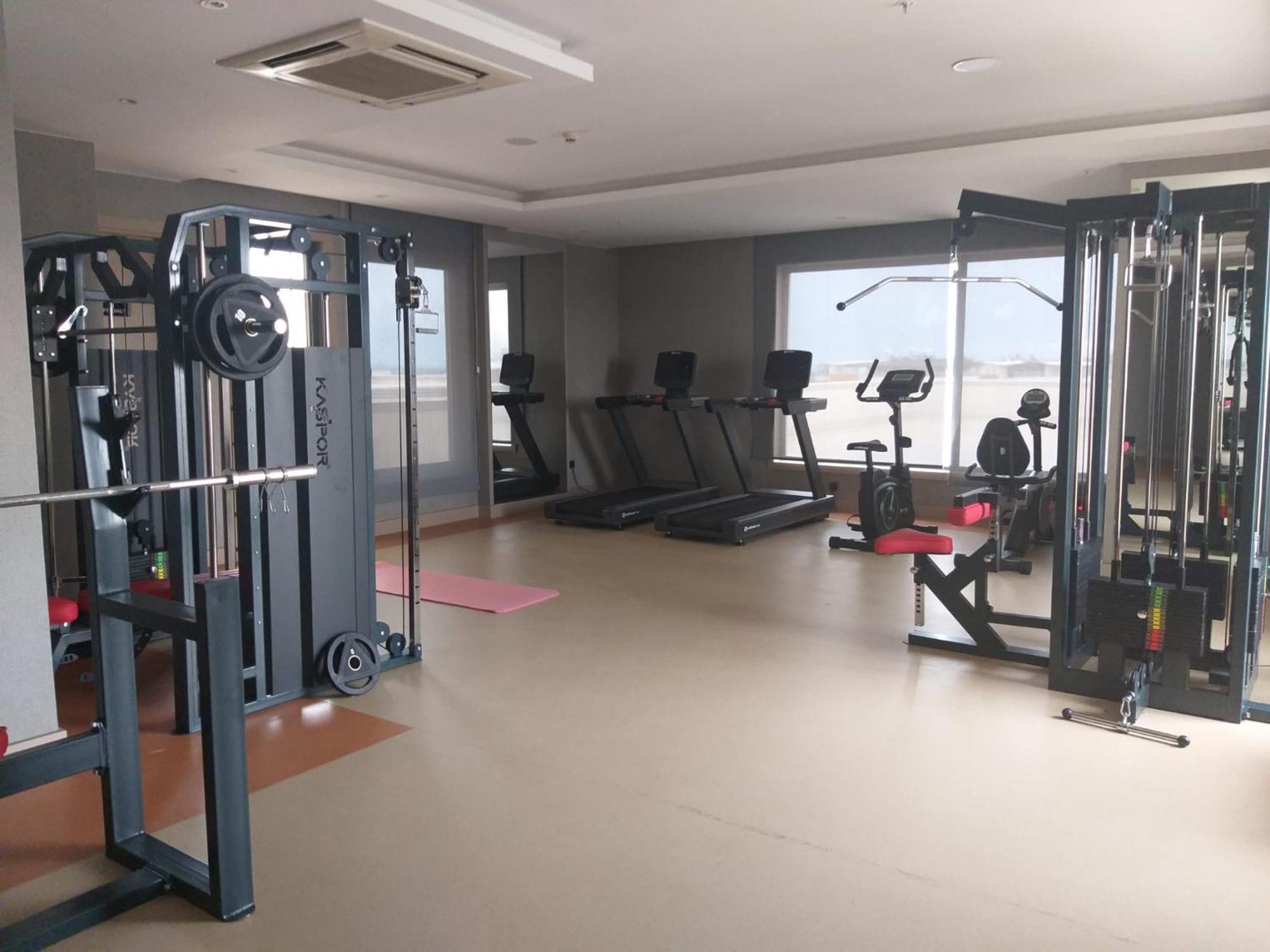 Ramada By Wyndham Adiyaman Hotel Buitenkant foto